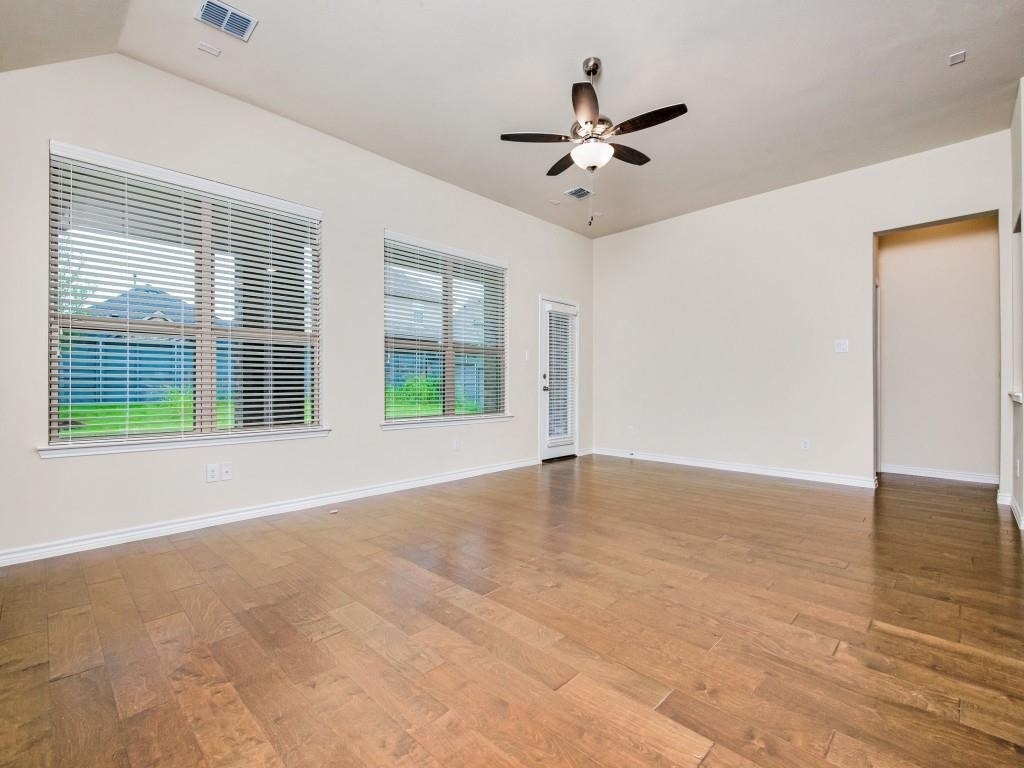 7024 Mapleshade Way - Photo 3