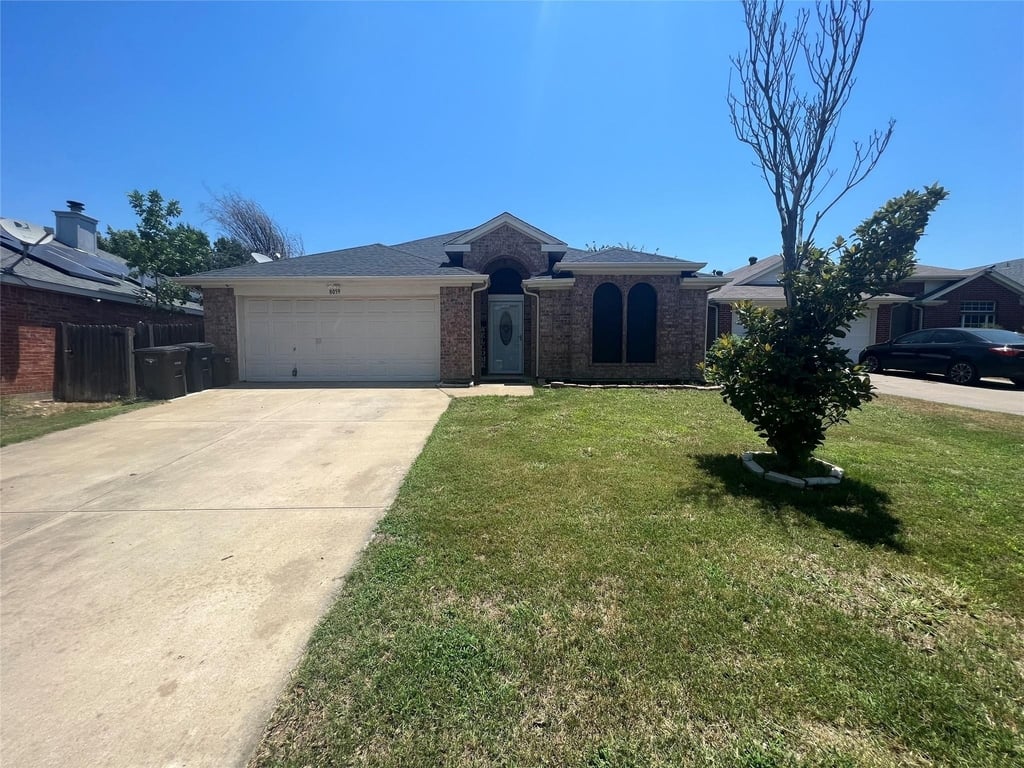 8059 Raleigh Court - Photo 0
