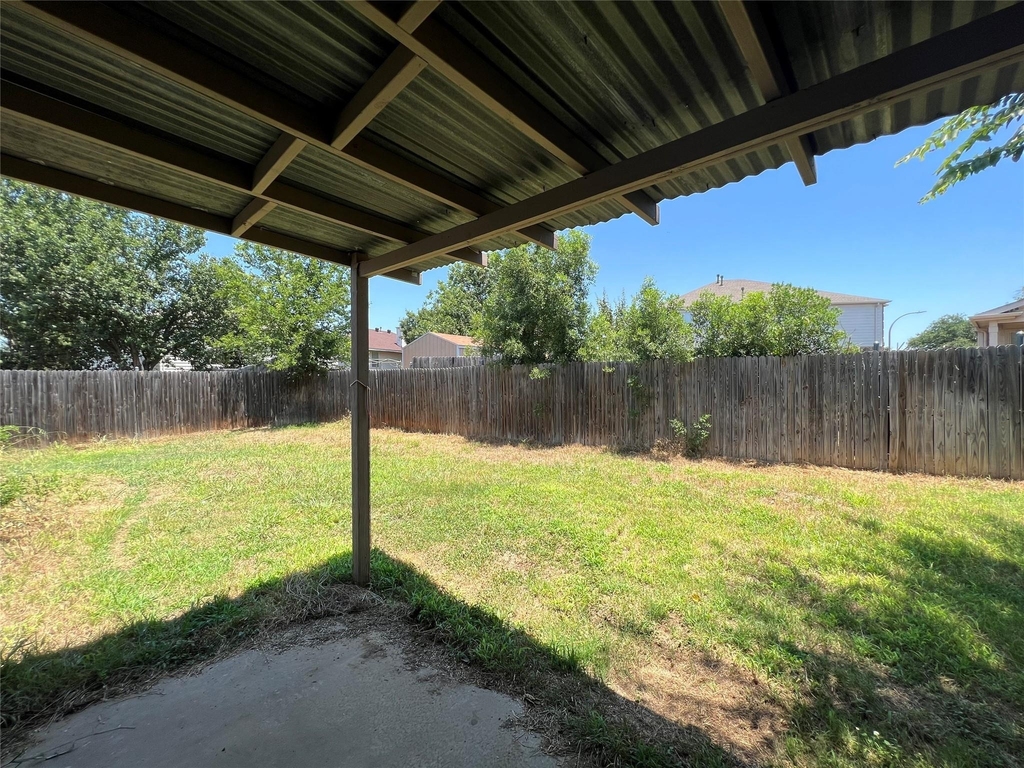 8059 Raleigh Court - Photo 16