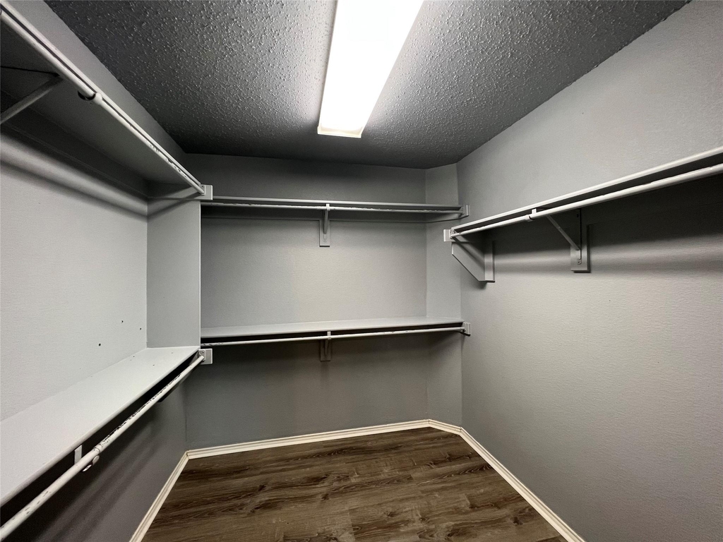 8059 Raleigh Court - Photo 10