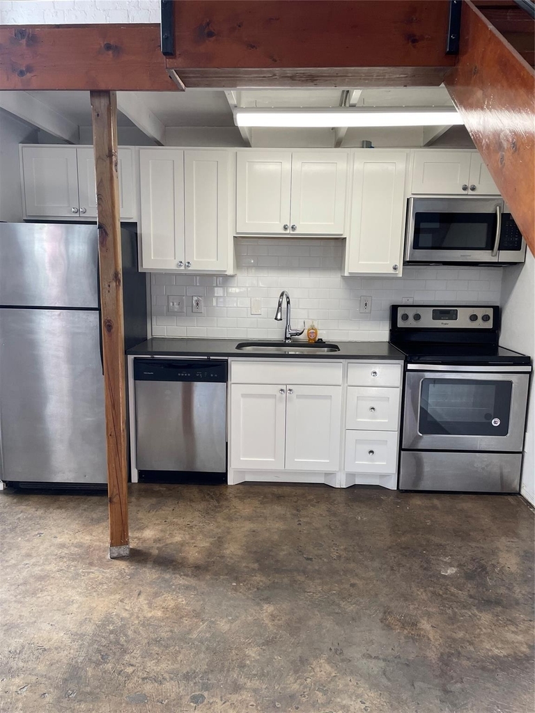 3129 Ross Avenue - Photo 12