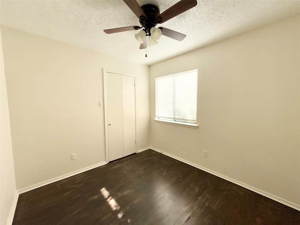 4001 N Garland Avenue - Photo 4