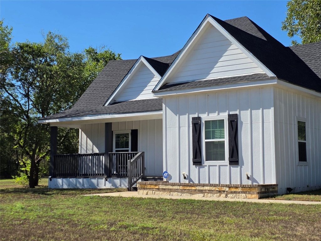 901 S Hall Street - Photo 0