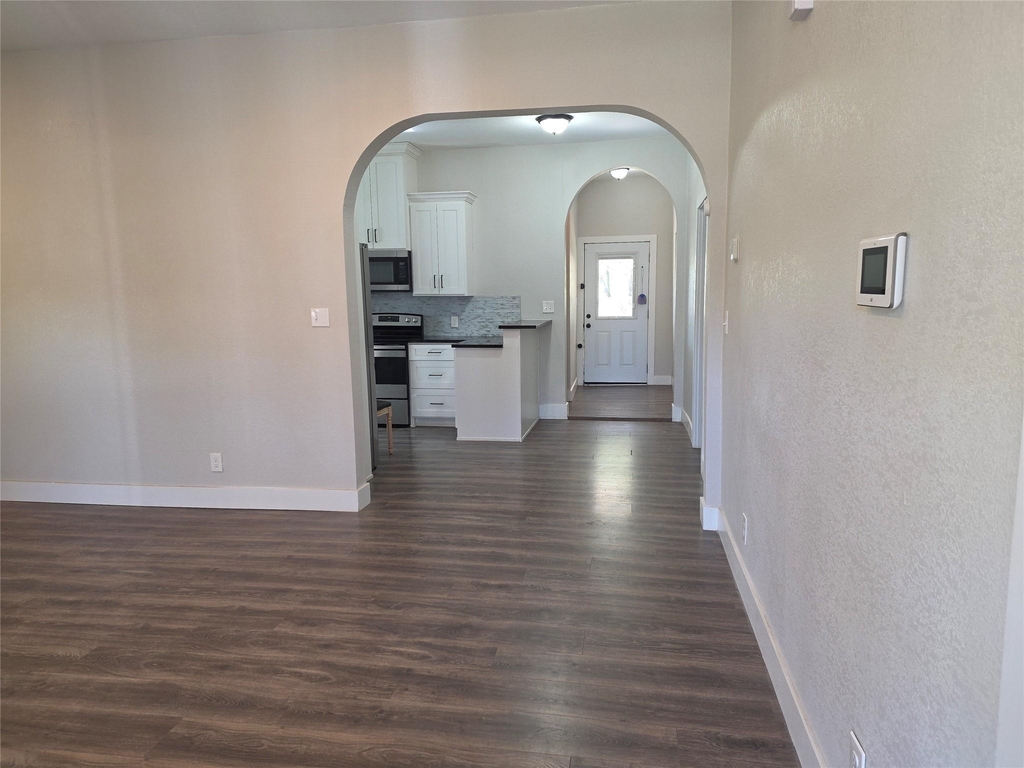901 S Hall Street - Photo 4
