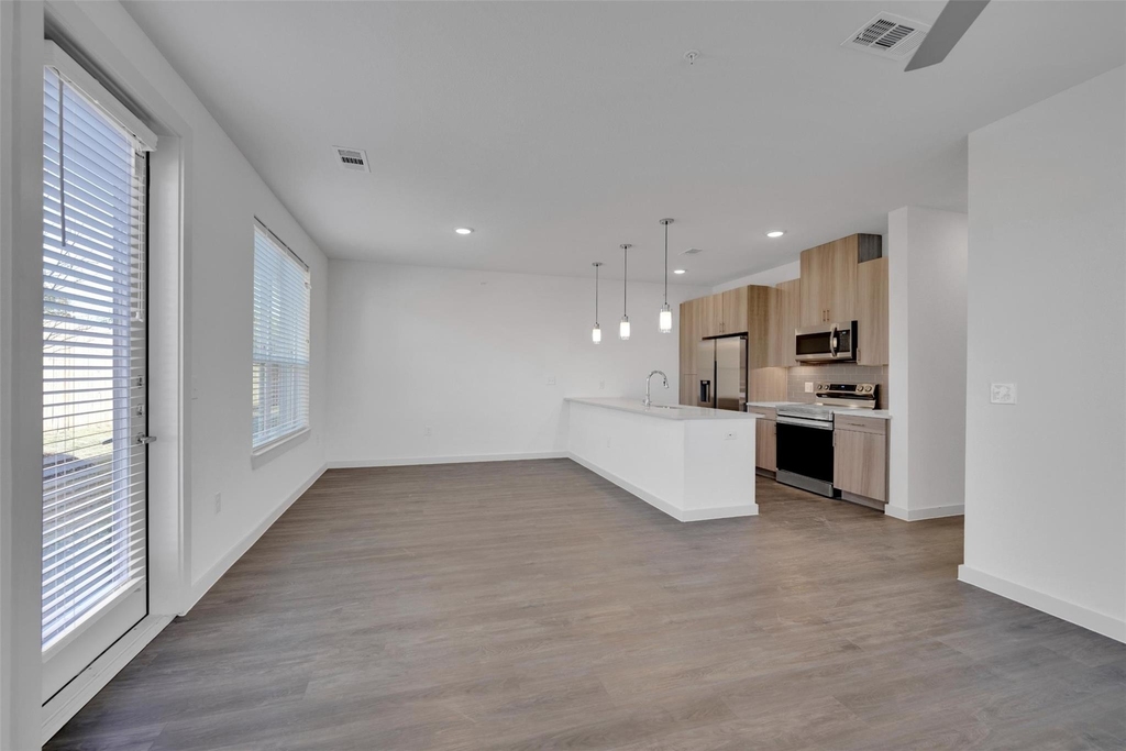 10030 Garland Road - Photo 9