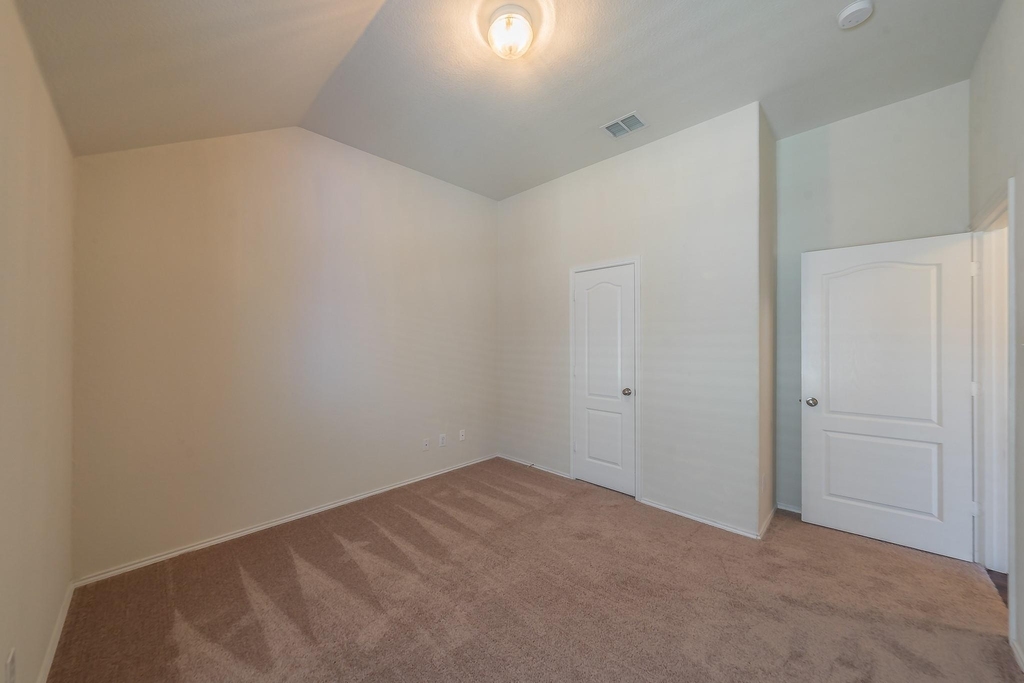 2612 Redcedar Drive - Photo 18