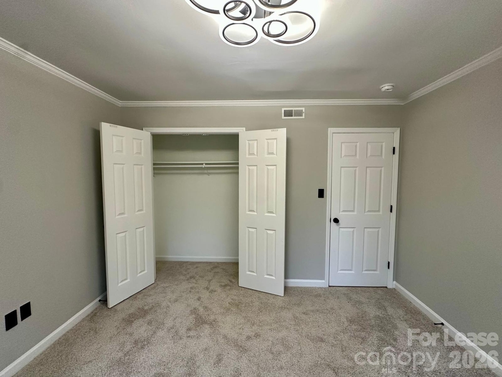 1401 Longbrook Drive - Photo 16