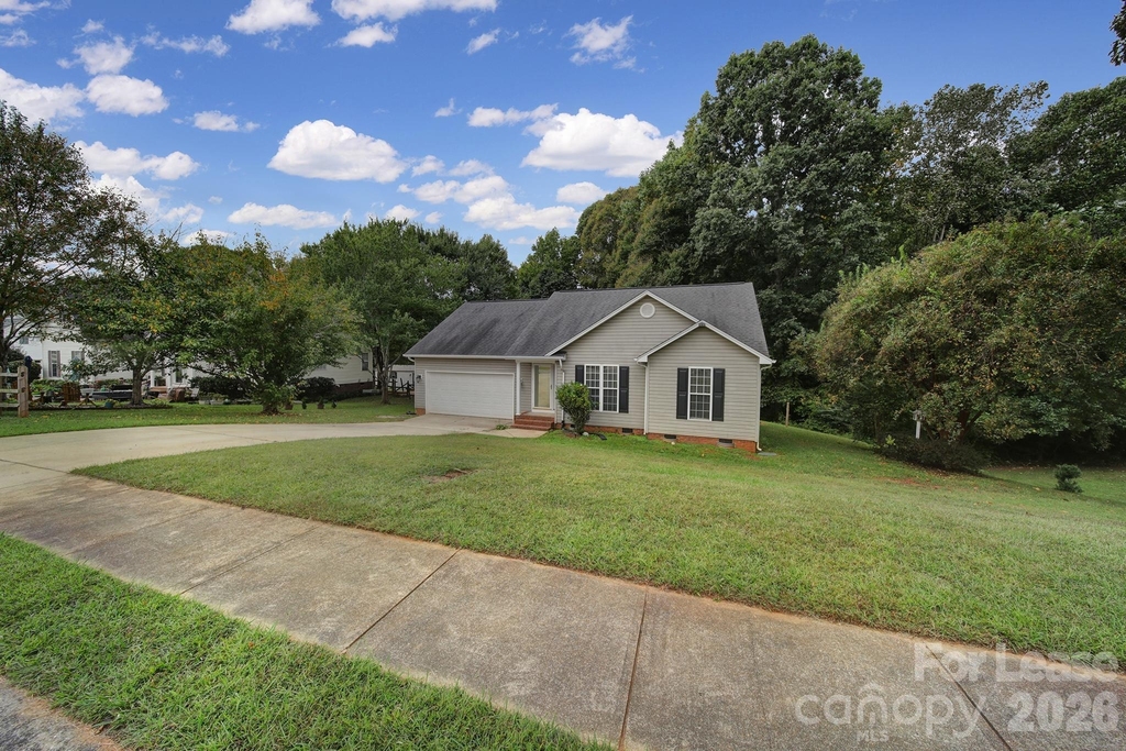 303 Bennington Drive - Photo 24