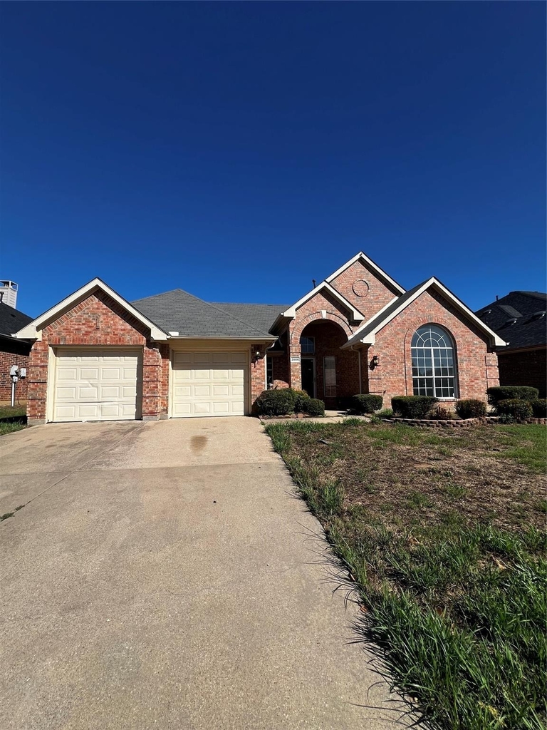 2806 Hammond Drive - Photo 0