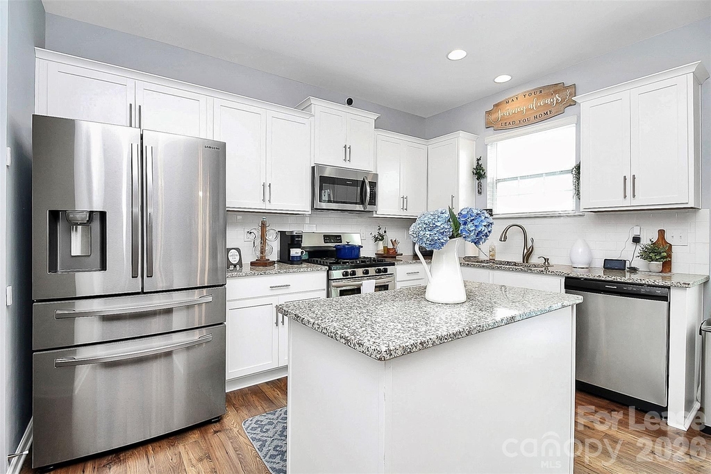 106 Honey Court - Photo 8