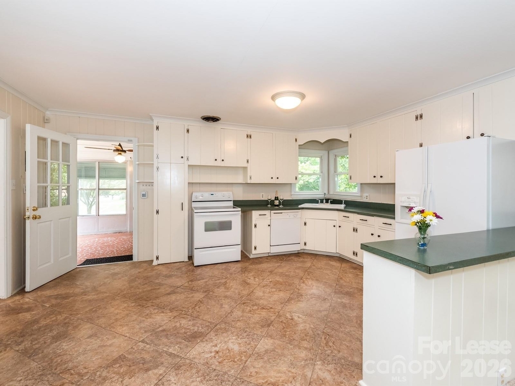 1301 N Sharon Amity Road - Photo 6
