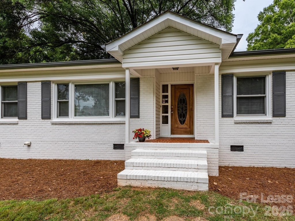 1301 N Sharon Amity Road - Photo 2