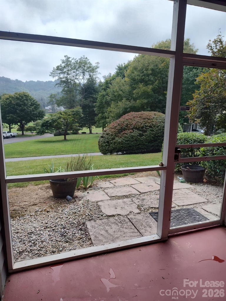 111 Bluffview Lane - Photo 13