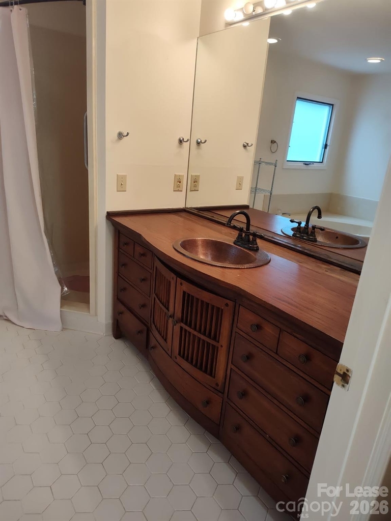 111 Bluffview Lane - Photo 8