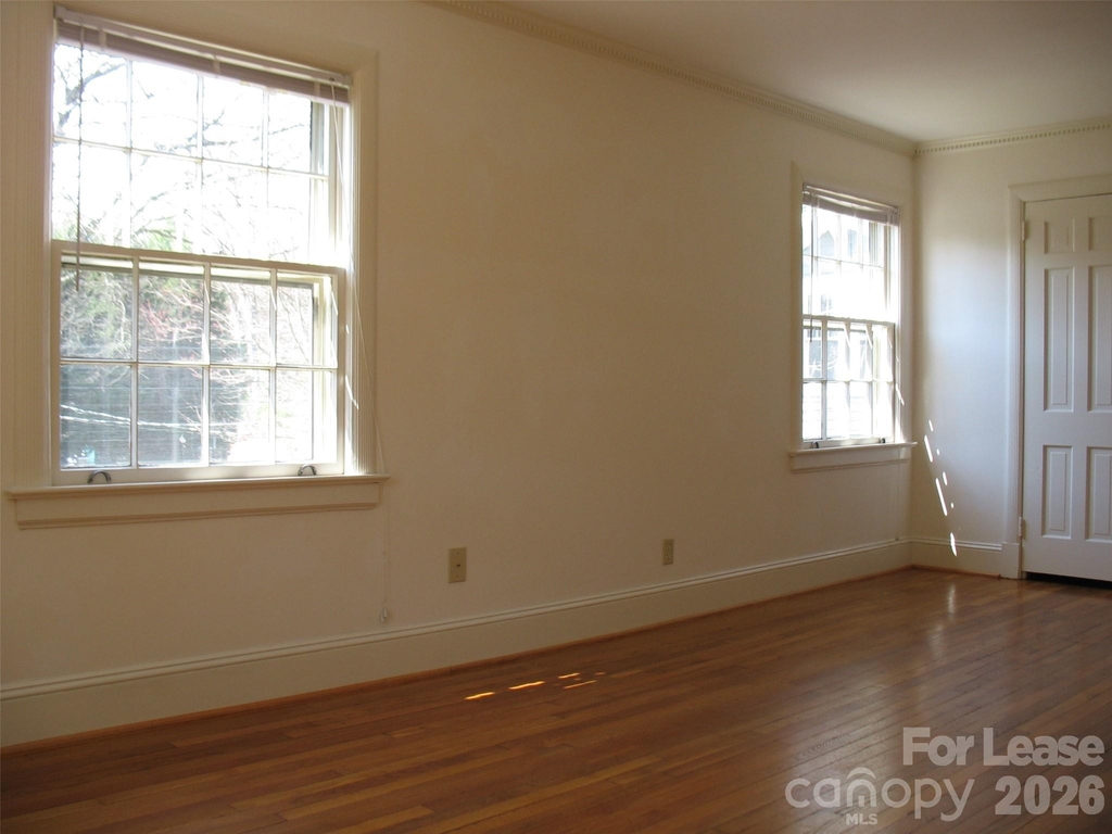 3043 Park Road - Photo 2
