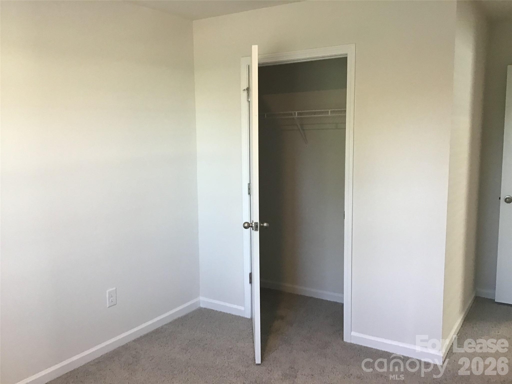 1343 37th Avenue Lane Ne - Photo 5