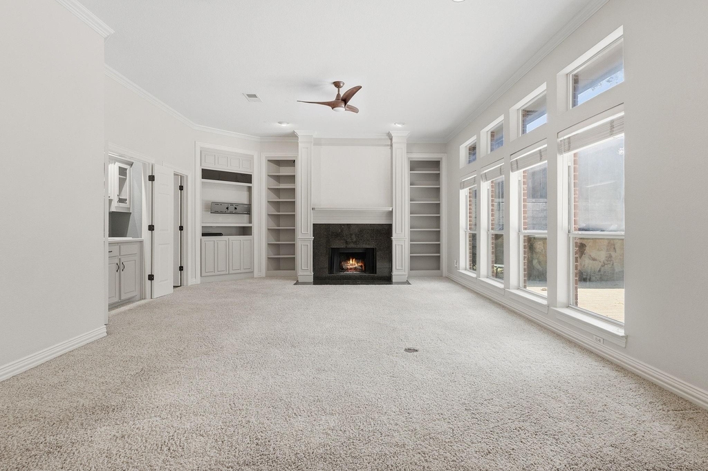 6107 Volunteer Place - Photo 10