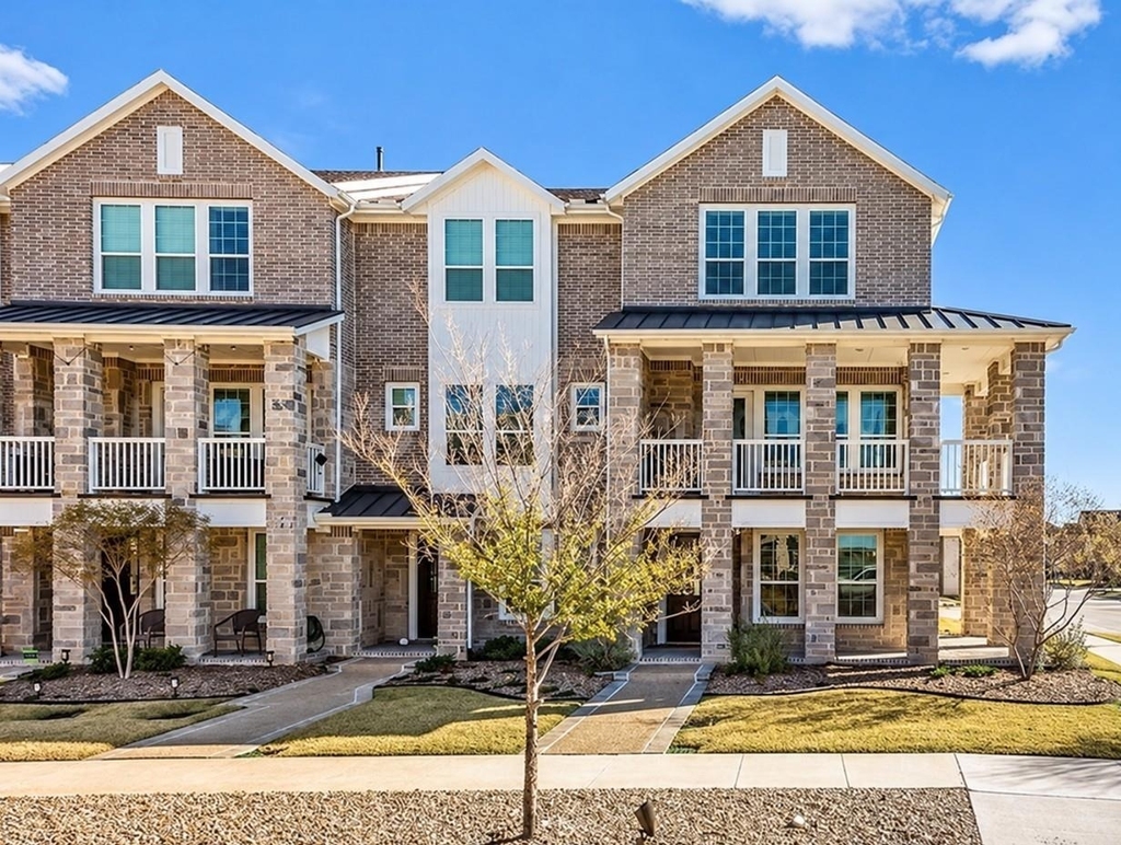 3700 Pelican Rest Way - Photo 0