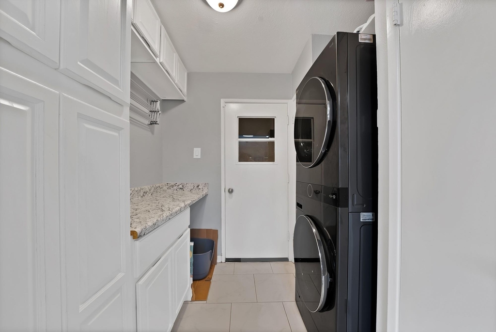 1400 Lorrie Drive - Photo 29