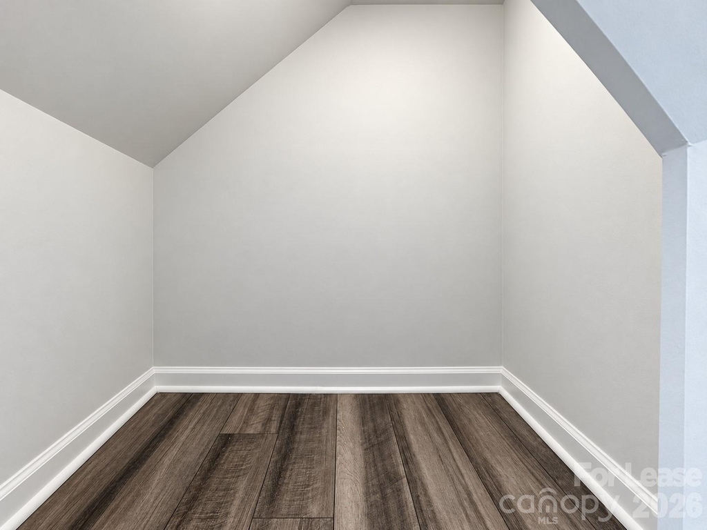 6528 Harlech Street - Photo 5
