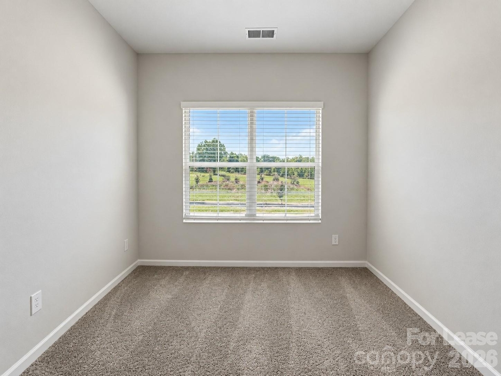 6528 Harlech Street - Photo 15