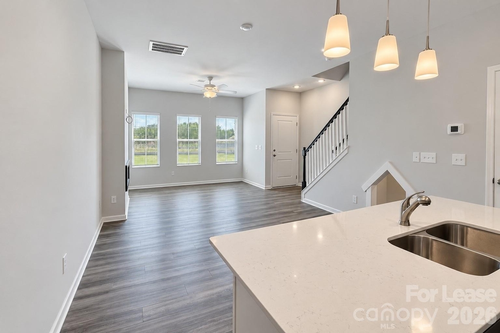 6528 Harlech Street - Photo 3