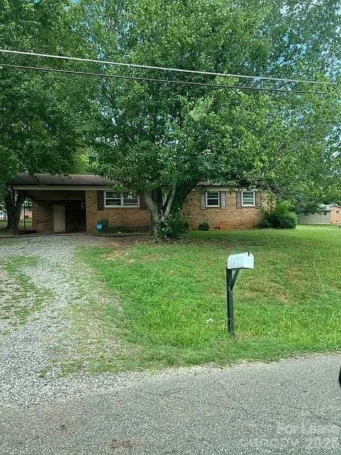 1921 Cunningham Drive - Photo 1