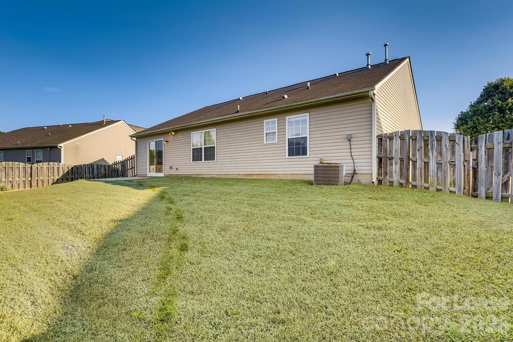 127 Golden Valley Drive - Photo 13