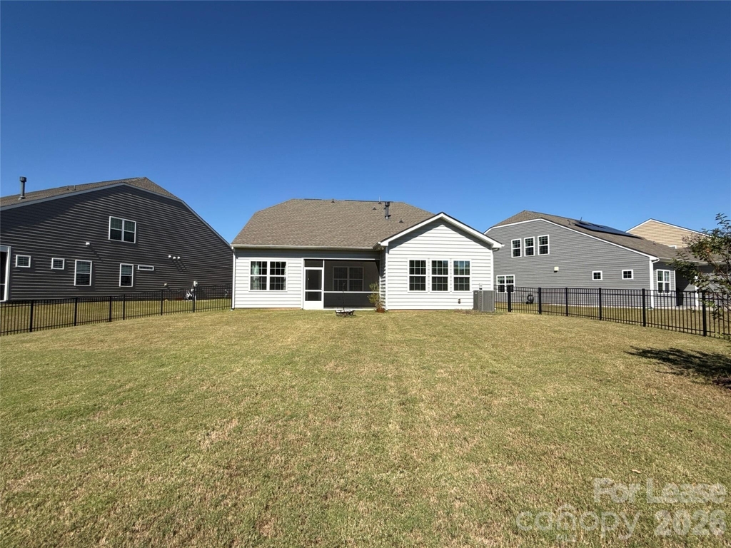 10109 Wesleyan Hall Drive - Photo 28