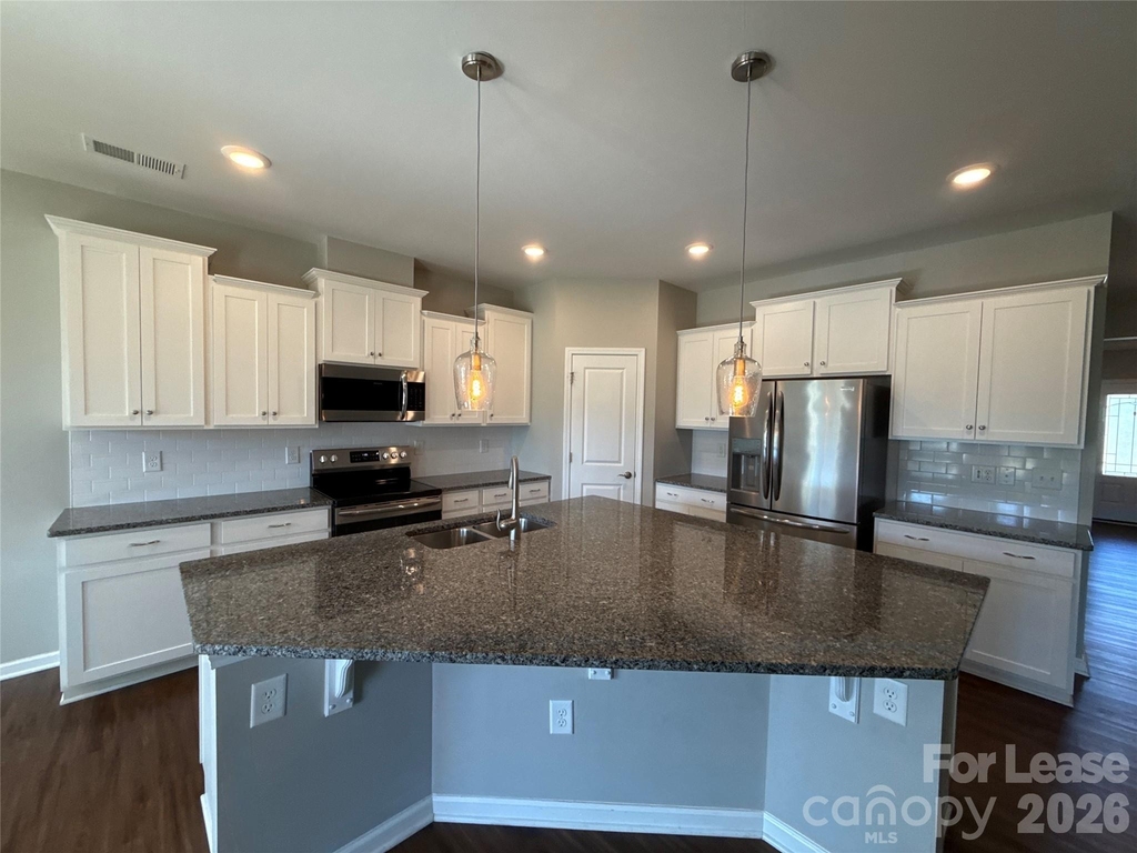 10109 Wesleyan Hall Drive - Photo 5