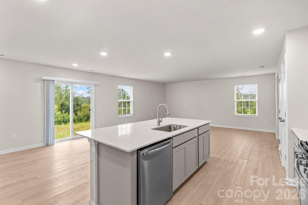 167 Hazelnut Way - Photo 1
