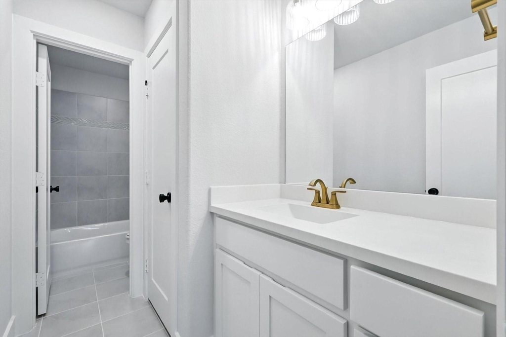 2660 Starwood Drive - Photo 14