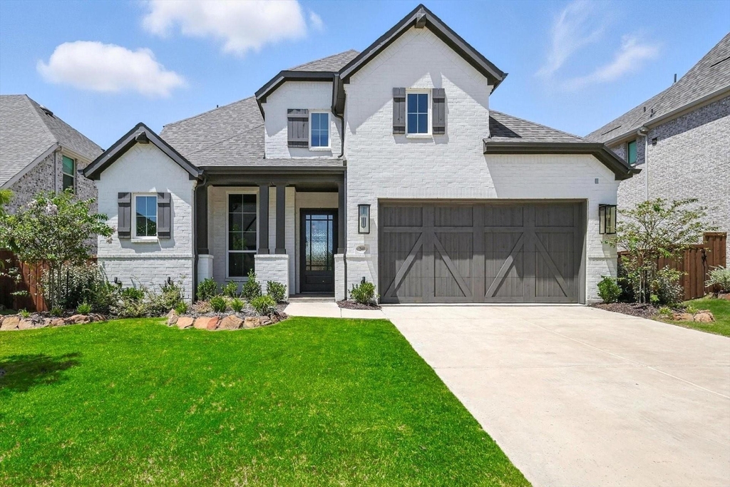 2660 Starwood Drive - Photo 0