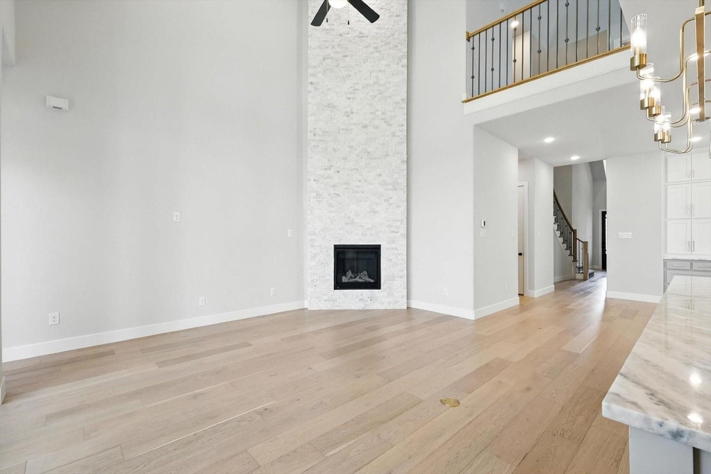 2660 Starwood Drive - Photo 6