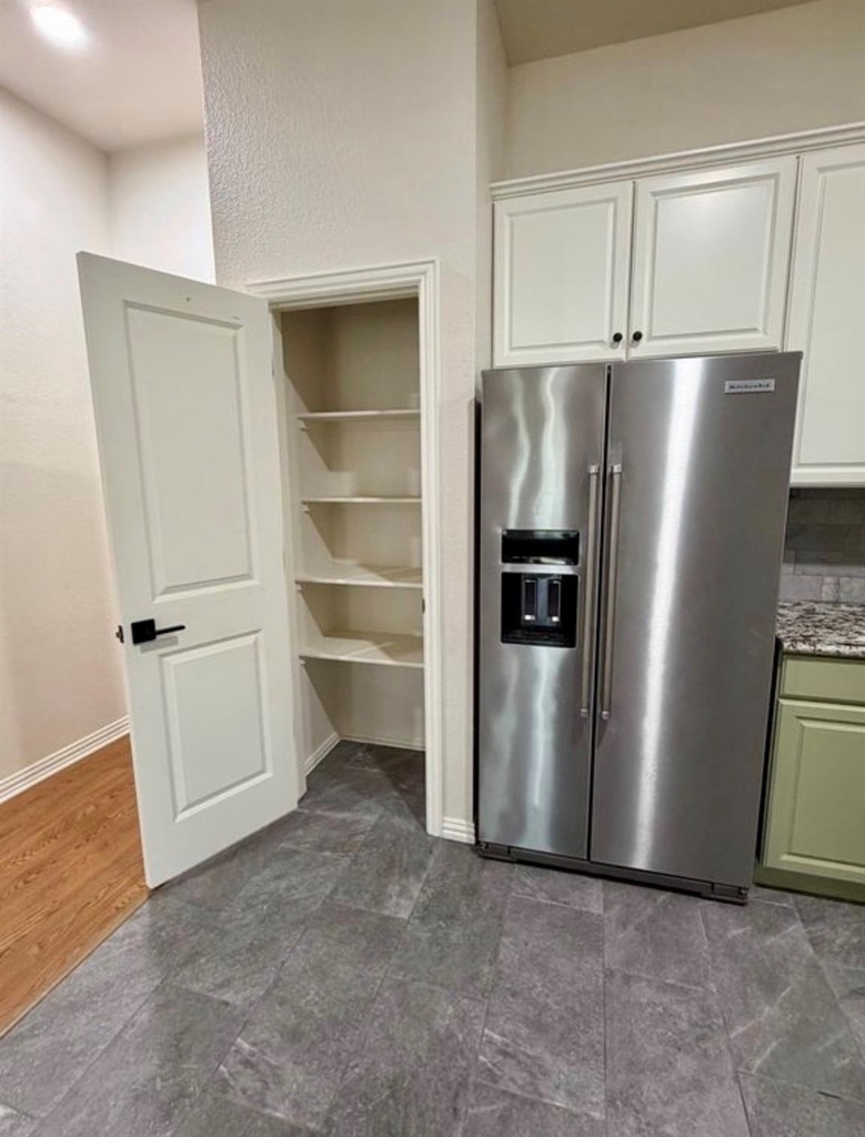 1001 Roberts Bend - Photo 8