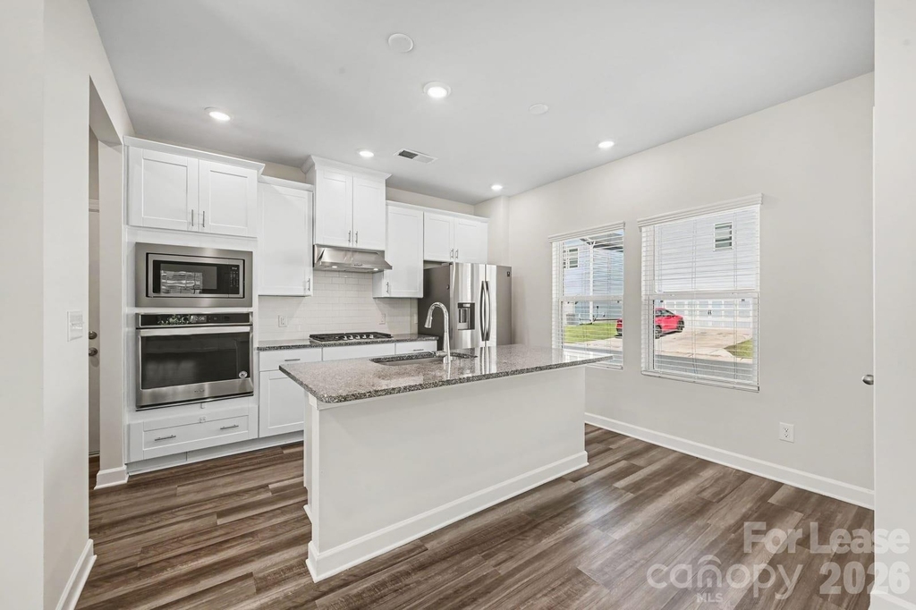 341 Cranford Drive - Photo 8