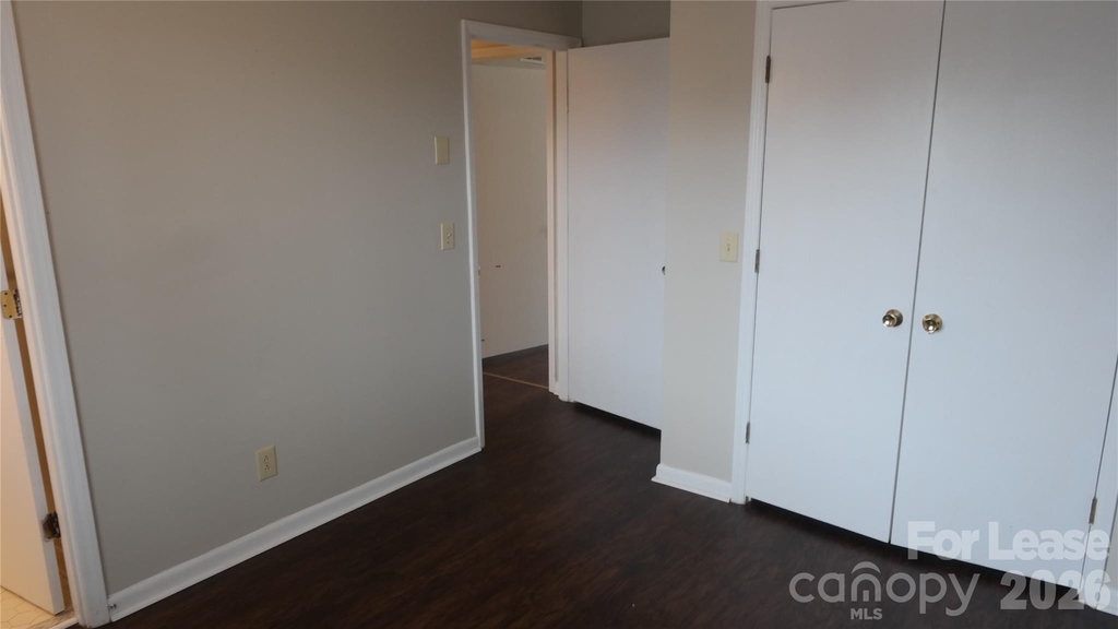 505 W Warren Street - Photo 6