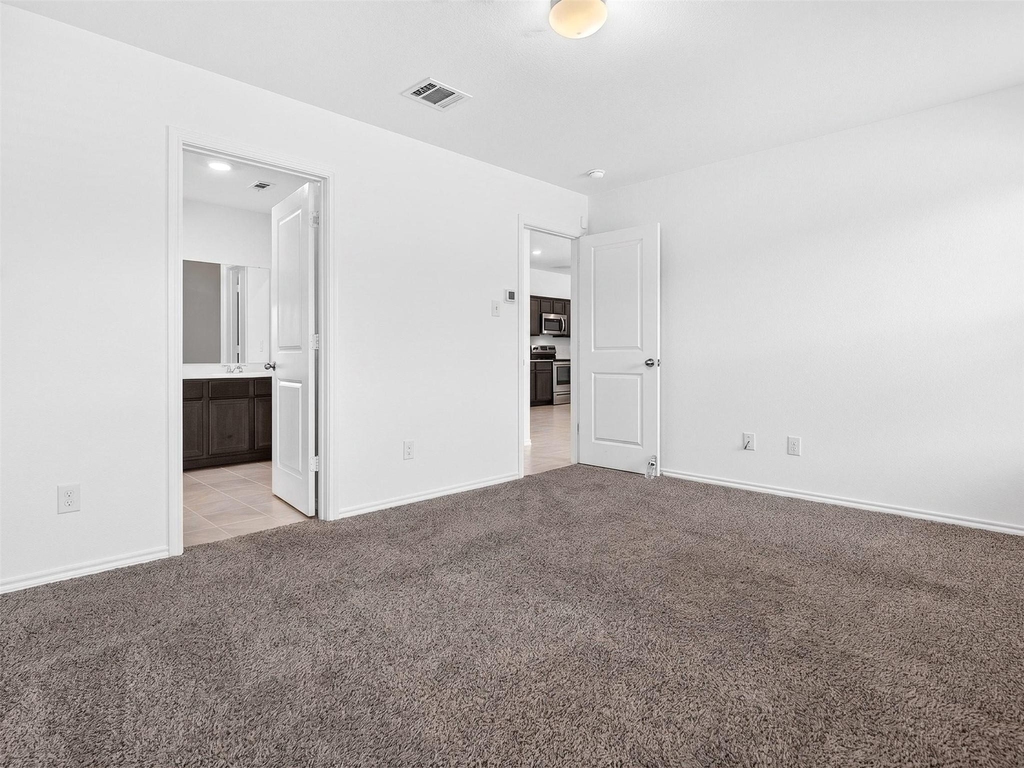 1111 Meadow Side Drive - Photo 2