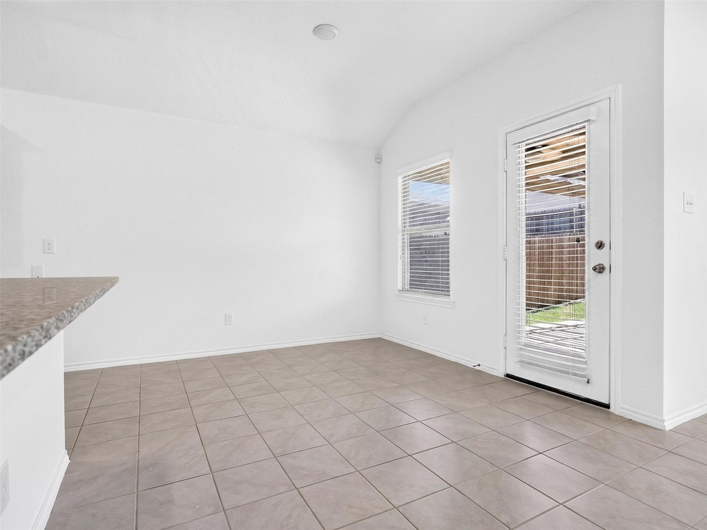 1111 Meadow Side Drive - Photo 12