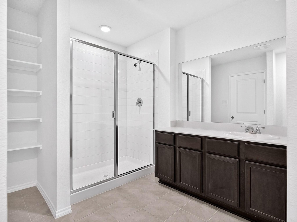 1111 Meadow Side Drive - Photo 3