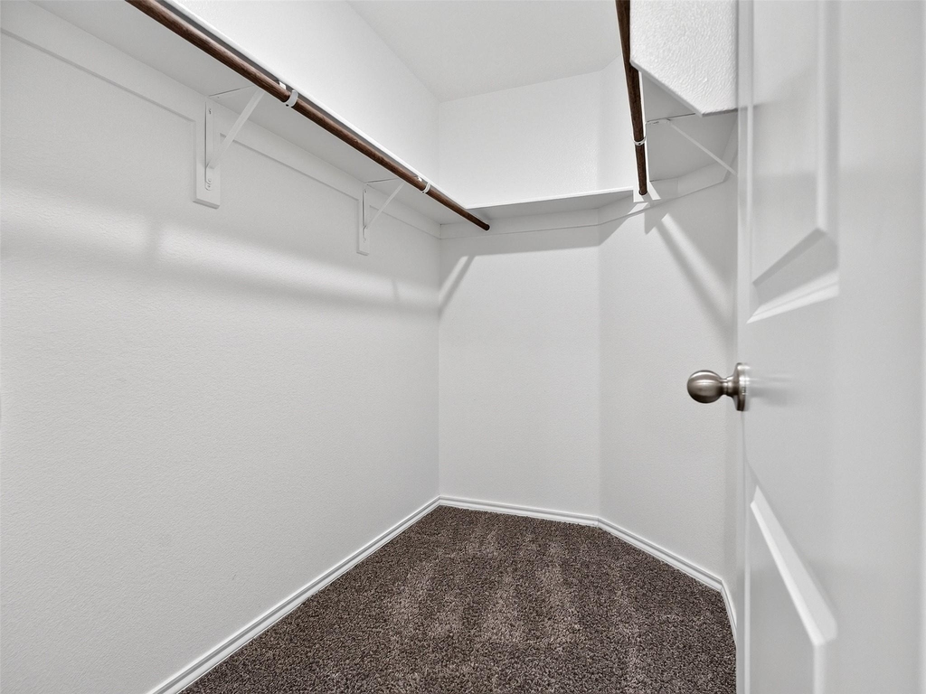 1111 Meadow Side Drive - Photo 5