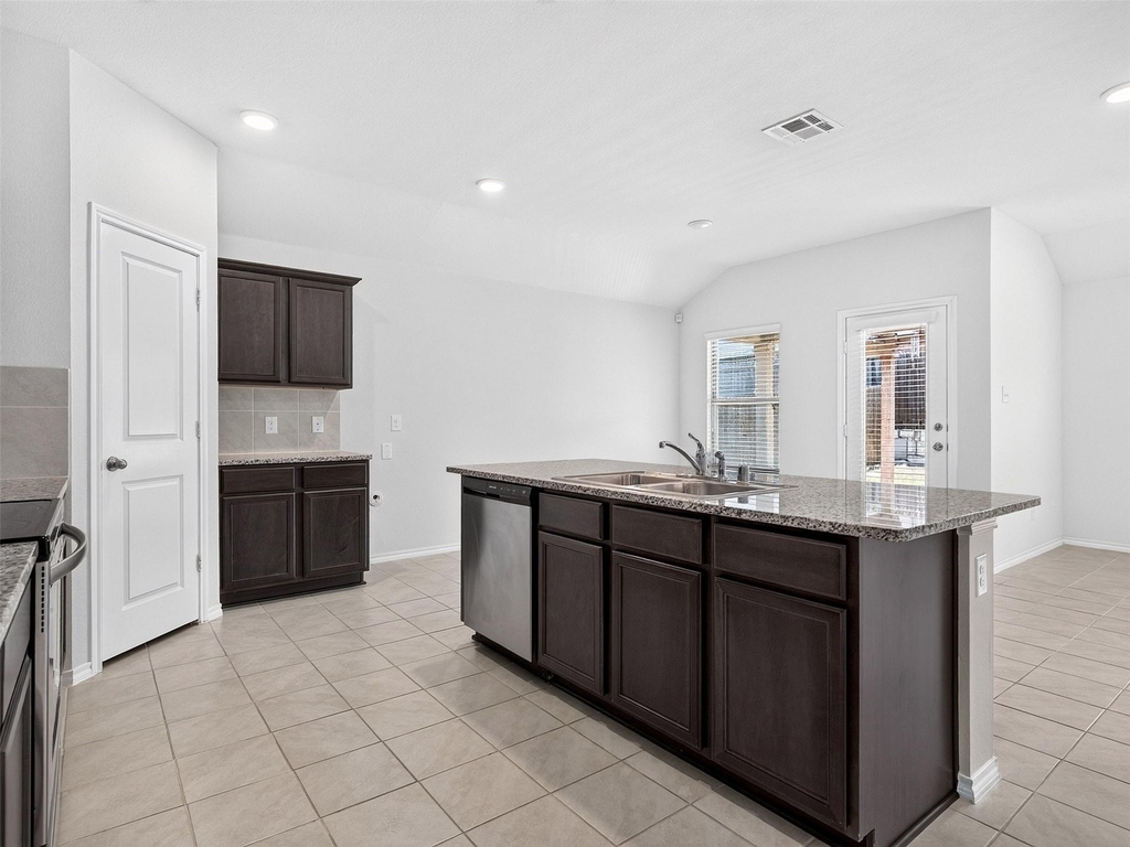 1111 Meadow Side Drive - Photo 19
