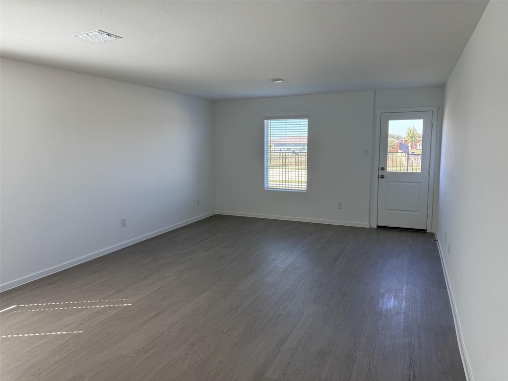4241 Brumby Road - Photo 4