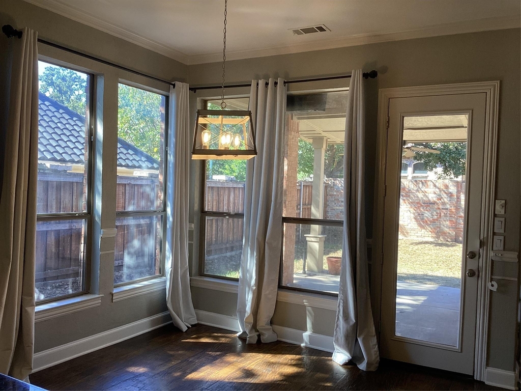 917 Excalibur Drive - Photo 11