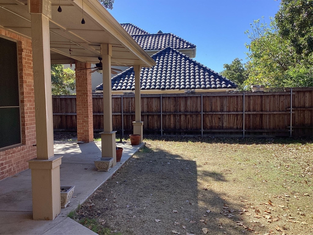 917 Excalibur Drive - Photo 38