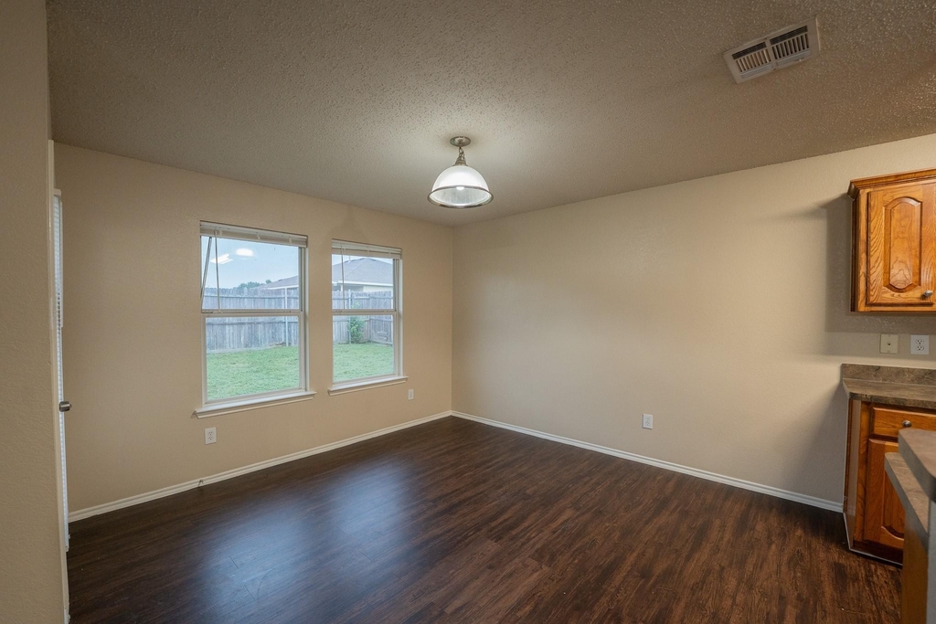 233 Willow Creek Lane - Photo 8