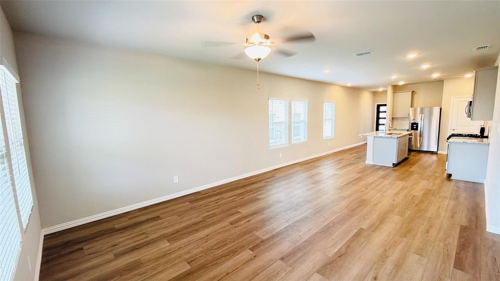 505 Blanton Street - Photo 7