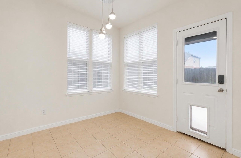 320 Grassland Drive - Photo 17