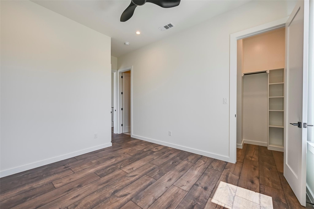 2247 Mail Avenue - Photo 27