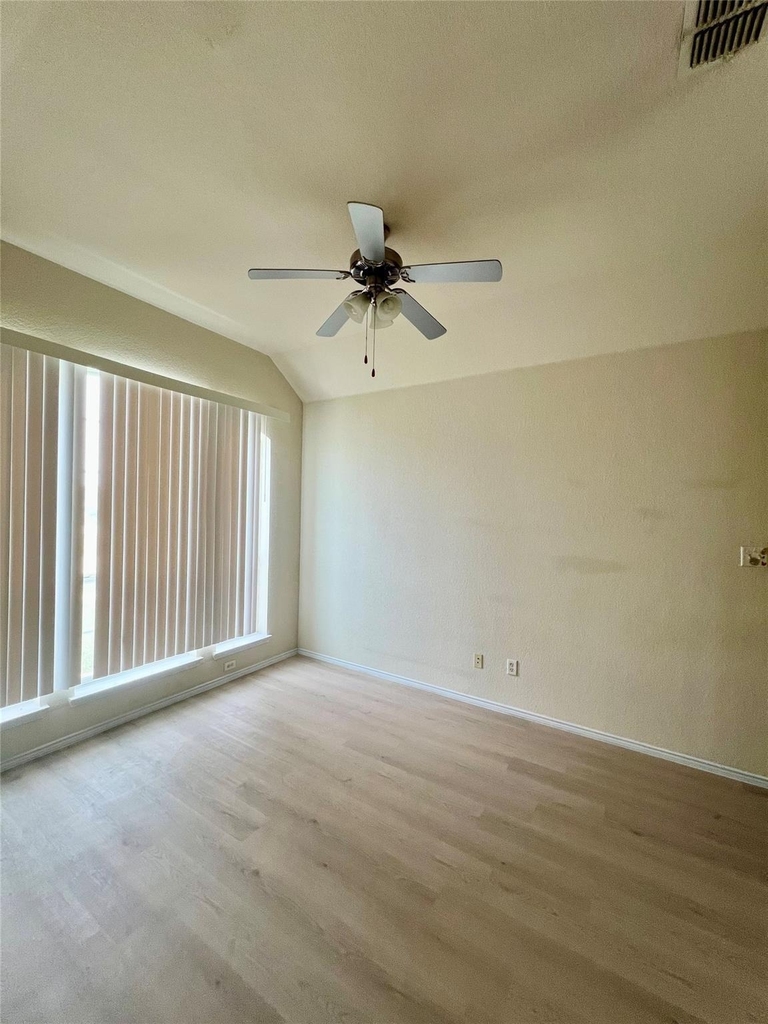 1801 Kathryn Court - Photo 7